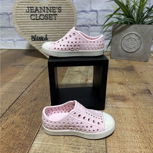 Native - Jefferson Milk Pink size C5 - Picture 2 of 9